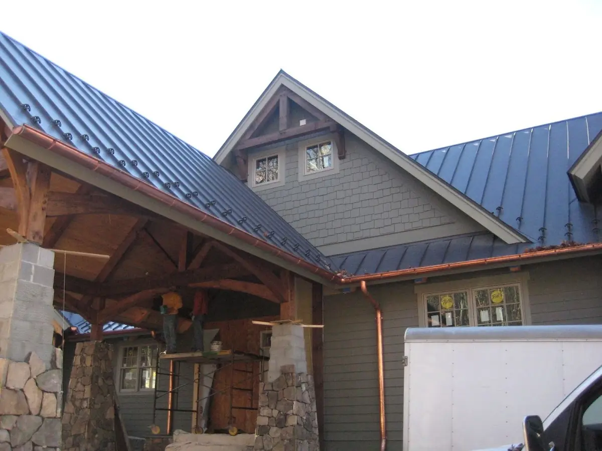 Craftsman Roofing team delivering quality roofing work in Harlem